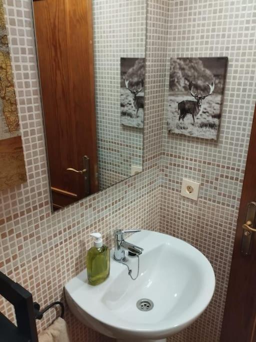 Suite En Sierramagna, Piscina Abierta El Ronquillo Екстер'єр фото